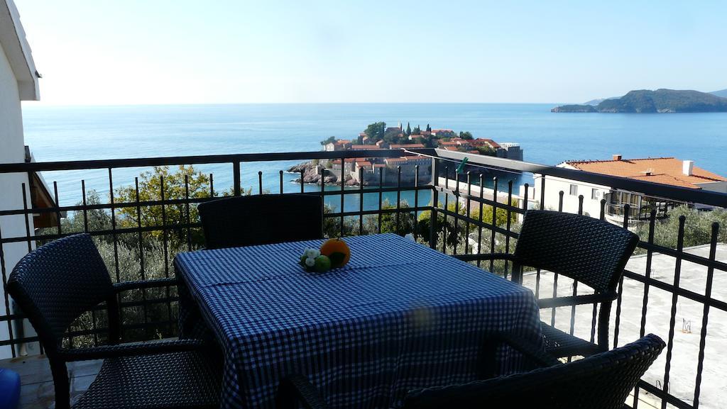 Guest House Zivkovic Sveti Stefan Ruang foto
